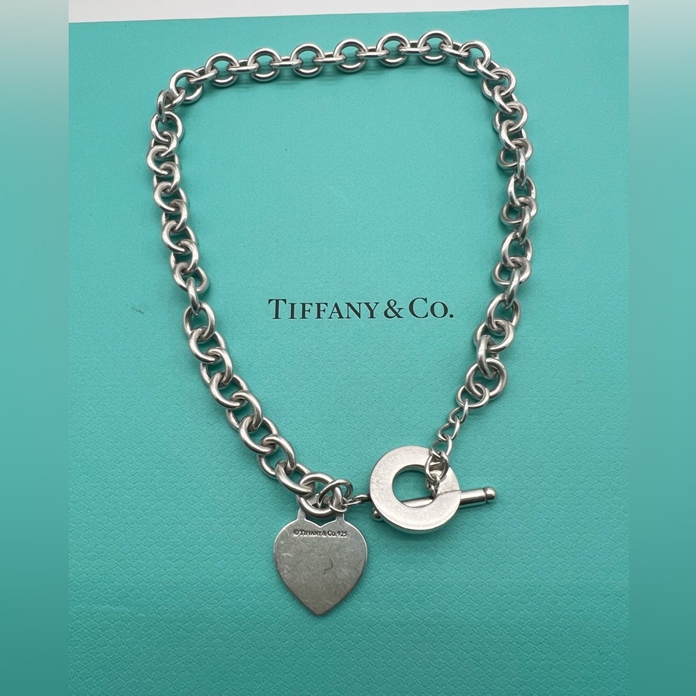 🔴Authentic TIFFANY & CO. Silver RTT Heart Pendent Tag Toggle Link Necklace🔴 - Picture 9 of 10